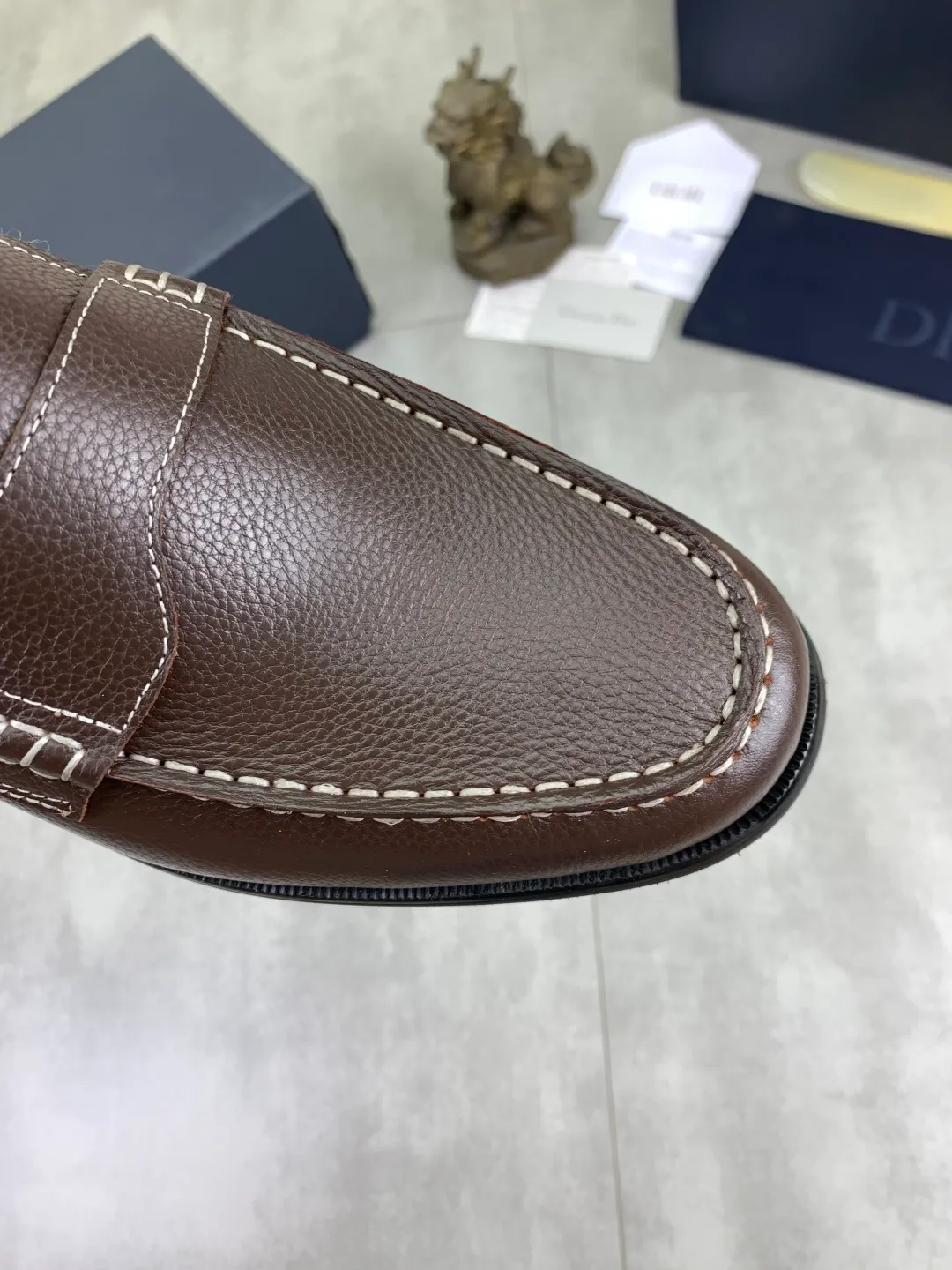 Men's men's shoes 💰P560 new style 💰high version 💎💎💎Dior original version! Top Italian purchasing agent! Men's business casual leather shoes, original imported pebbled calfskin upper, ultimate texture, gentlemanly style, imported water-dyed cowhide inside, top-quality original Italian rubber outsole, first-class workmanship, top quality! Size: 39-44 (45 customized) 3️⃣ colors available